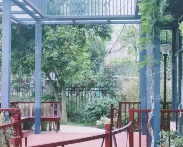 成都公立铁路学校(成都铁路卫生职业学校)