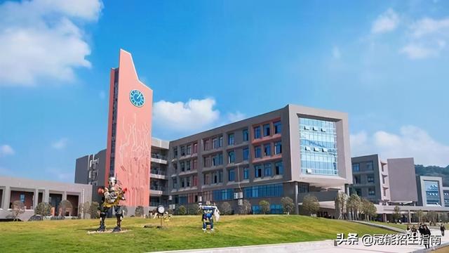 成都中专学校什么好(成都中专学校2021年校园双选会)