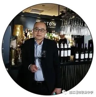 都江堰职业中学学费(都江堰职业中学宿舍)