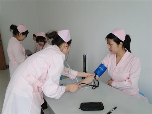 成都卫校学校详情(成都大专卫校有哪些学校)