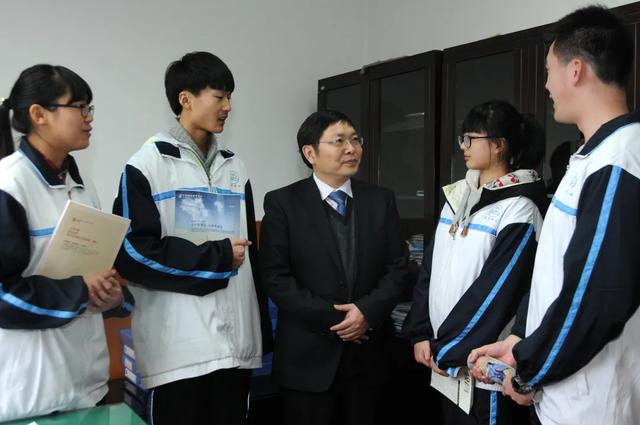 四川铁路学校好不(四川公办铁路职业学校有哪些)图3