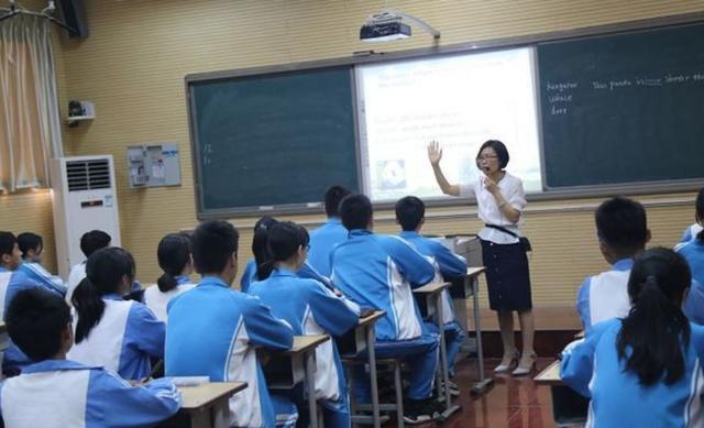 初中毕业上职业高中(初中毕业上职业高中好还是上技校好)