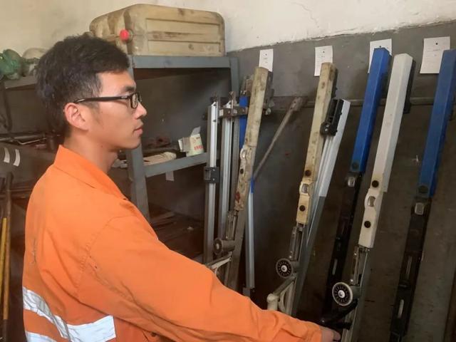 成都火车学校有哪些(北京到成都的火车都经过哪些地方)