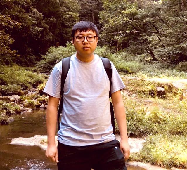 成都艺术职业学院学费(成都艺术职业学院邓一)