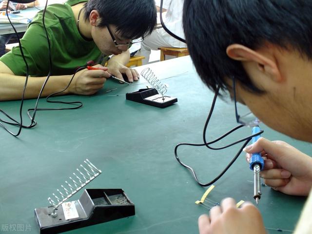 高职扩招是全日制吗(高职扩招全日制大专靠谱吗)