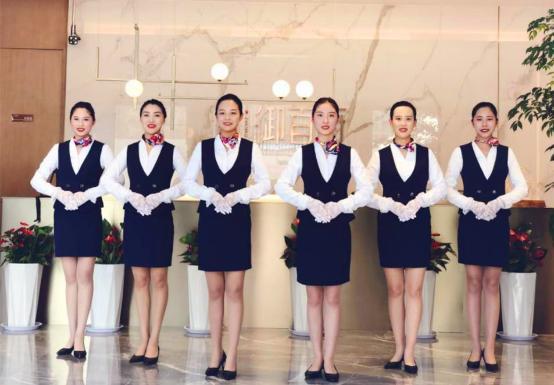 成都市华盛航空港职业学校的简单介绍