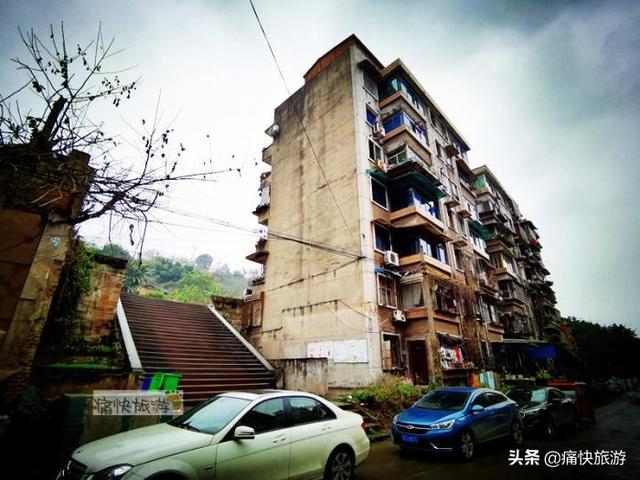自贡市二轻技工学校(合肥二轻技工学校改名)