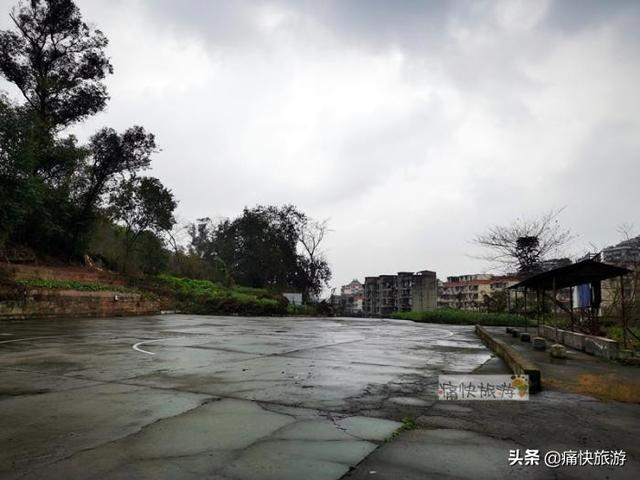 自贡市二轻技工学校(合肥二轻技工学校改名)