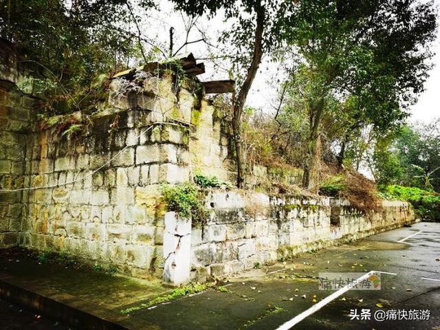 自贡市二轻技工学校(合肥二轻技工学校改名)