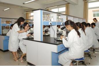 成都大专卫校有哪些学校(成都卫校大专公立学校)