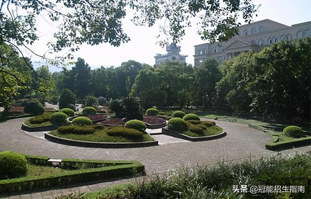 包含成都市有护理专业学校的词条