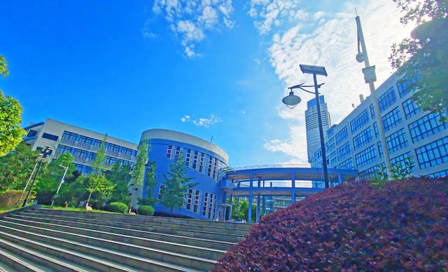 四川遂宁职业技术学校(四川遂宁职业技术学校电话号码)