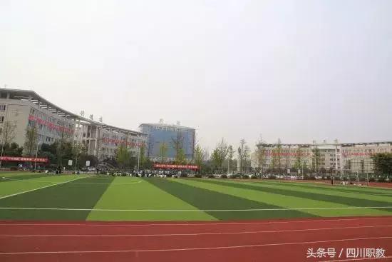 广安职业学校排名(四川广安学校排名)
