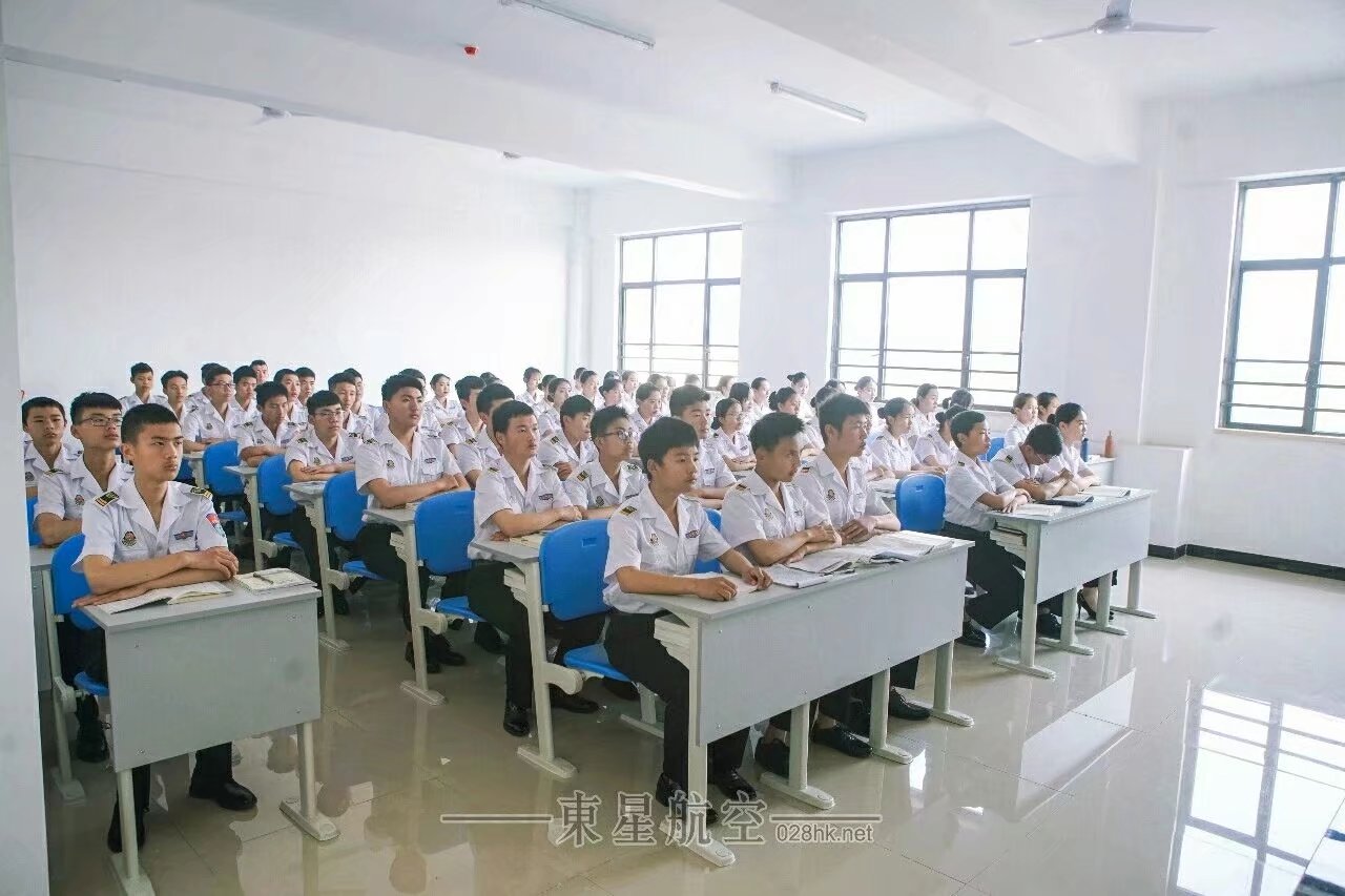成都航空学校地址(成都航空学院地址在哪里)