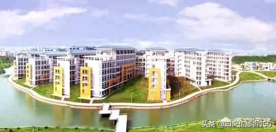 四川师范学校哪个好(四川境内的师范学校有哪些)