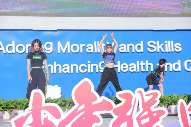 成都市电子信息学校怎么样(成都市电子信息学校官网)