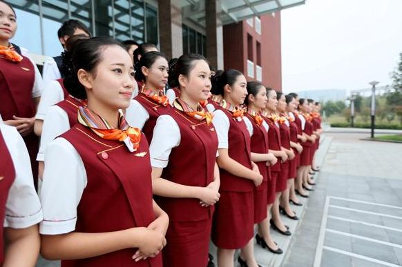 成都航空服务学校学校费用是多少的简单介绍