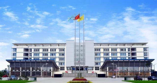 四川省绵竹市职业中专学校(四川省绵竹市职业中专学校地址)
