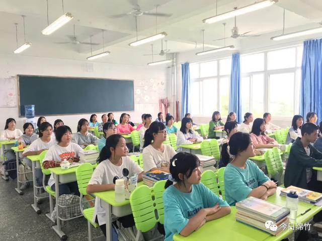 四川省绵竹市职业中专学校(四川省绵竹市职业中专学校地址)