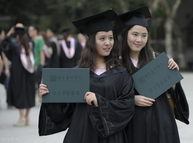 四川师范学校那里的好(四川境内的师范学校有哪些)