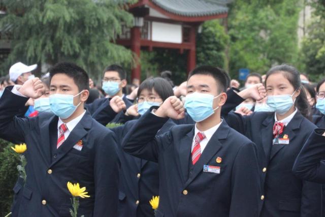 成都市前进职业高级中学(成都市前进职业高级中学官网)