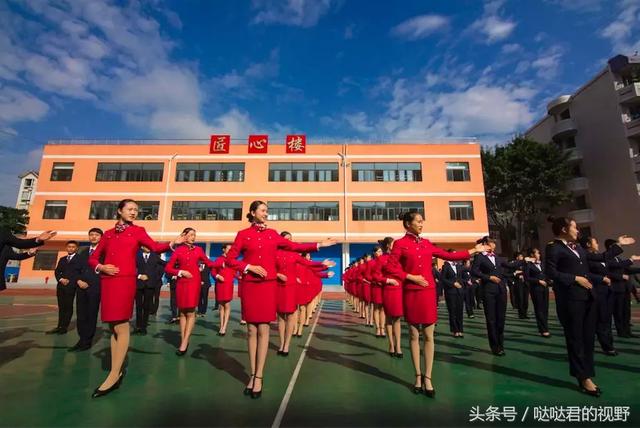 乐山市第一职业中专学校(乐山市竹根职业中专学校校长)