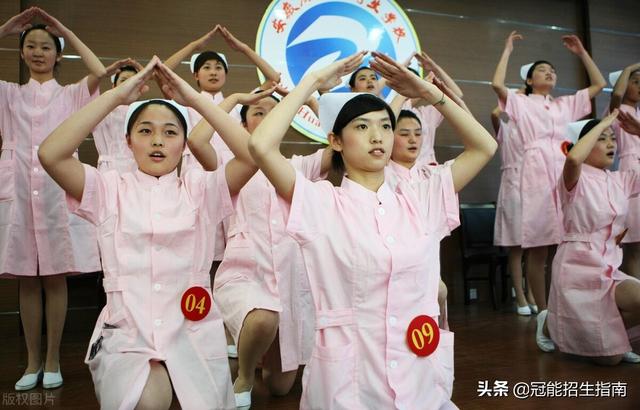成都哪个卫生学校好(成都铁路卫生职业学校)