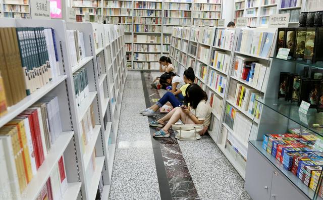 技校都有什么专业适合初中毕业(初中毕业技校学什么专业好)