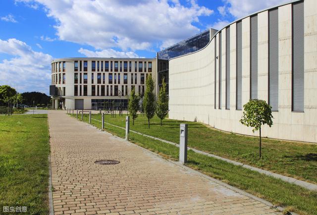 成都市现代职业技术学校学费多少钱(成都市现代制造职业技术学校官网)