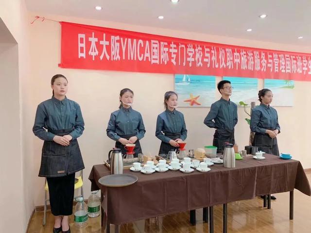 成都哪个高铁职业学校好(成都哪个高铁站离市区近)
