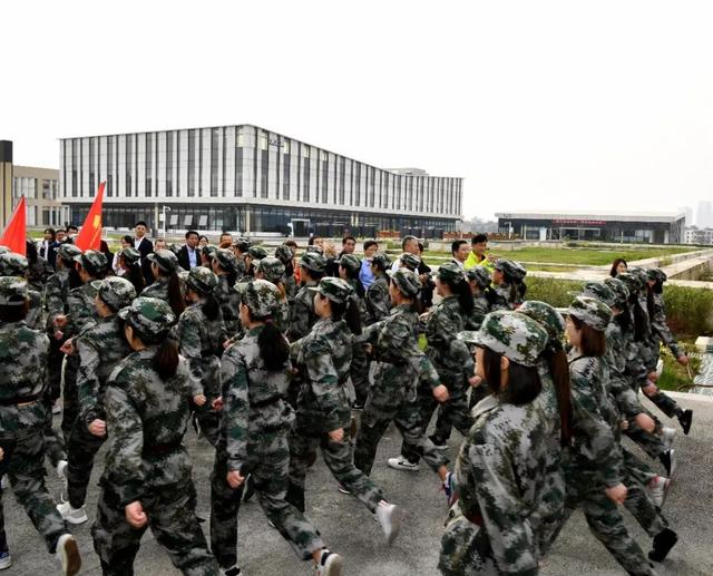 成都高级技工学校怎么样(成都交通高级技工学校)