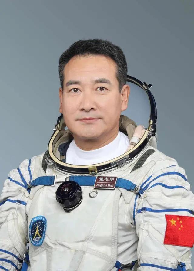 包含有那几所初中毕业去的学校的词条图2