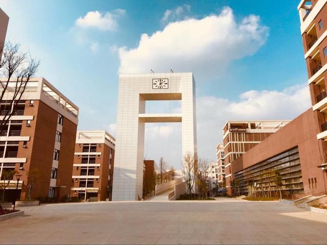 成都中和职业中学(成都中和职业中学官网)