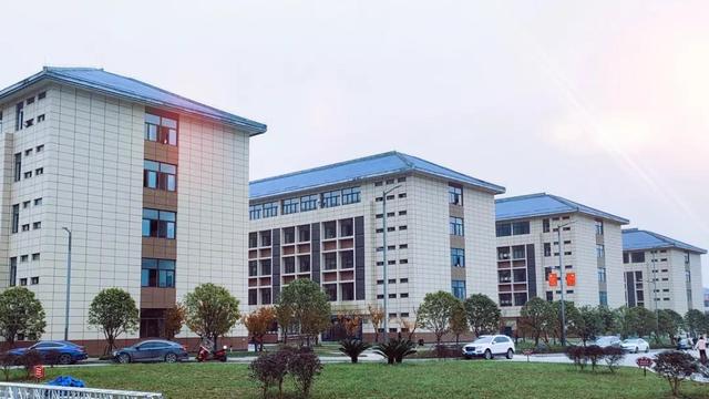 四川达州职业学校有哪些(达州远航职业学校有哪些专业)