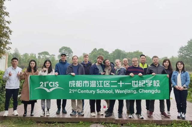 成都高中艺术学校(成都高中艺术学校多少钱)