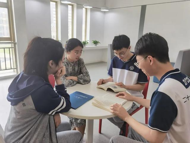 成都高中艺术学校(成都高中艺术学校多少钱)