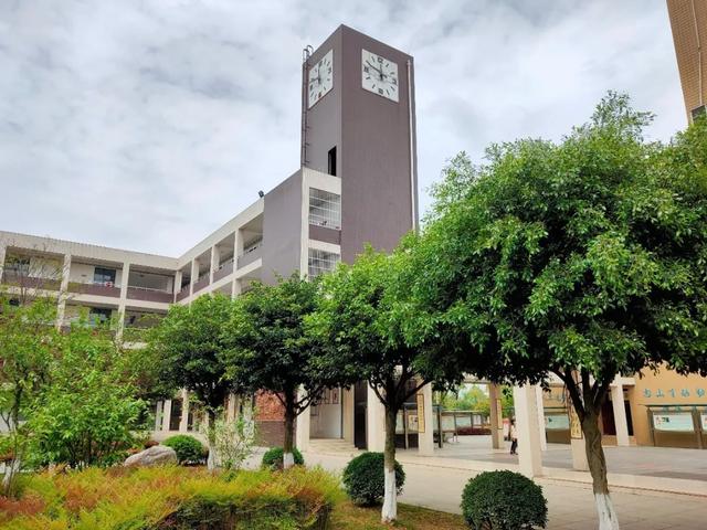 成都市工程职业技术学校(成都市工程职业技术学校官网招生)
