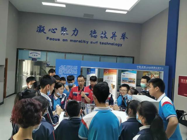 成都市工程职业技术学校(成都市工程职业技术学校官网招生)