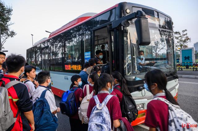 成都市公共交通职业中学(成都市公共交通职业中学官网)