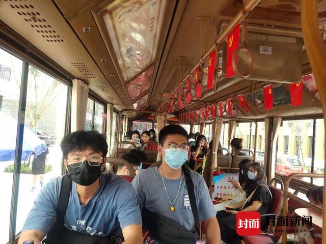 四{川省轻工工}程学校有几个校区的简单介绍