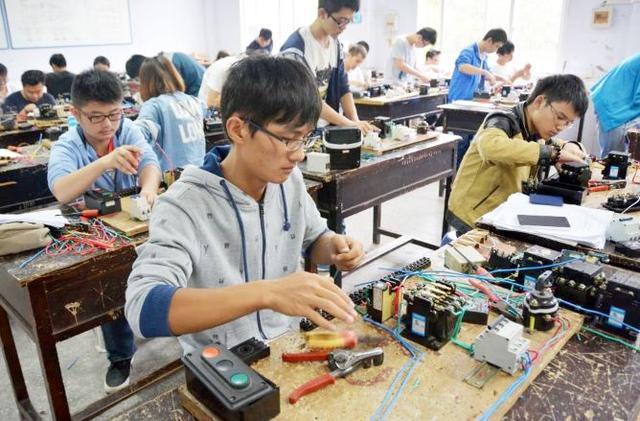宜宾高铁职业学校(衡阳高铁职业学校)