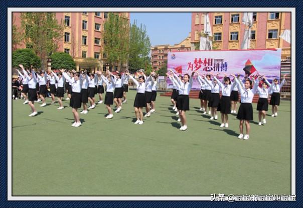 四川高铁比较好的学校(高铁乘务员学校)