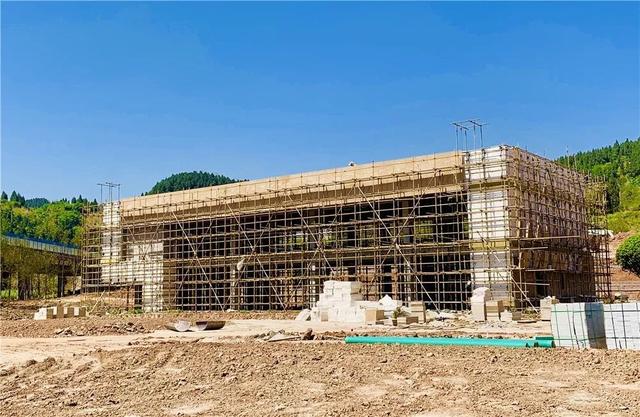 南充市建华职业中学(南充市龙门中学)