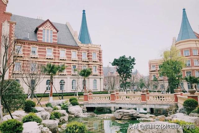四川高铁学校招生要求(柳州高铁学校招生要求)