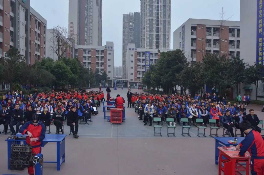 成都市庄园机电职业技术学校(成都市庄园机电职业技术学校官网)