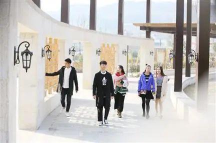 四川幼儿师范学校有哪些(四川幼儿师范学校专升本)