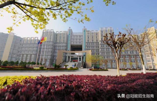 包含四川比较好的护理学校的词条