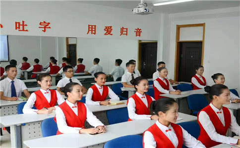 成都公办铁路学校(成都铁路学校是公办还是民办)