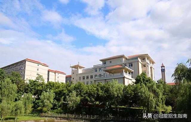 成都的航空学校怎么样(成都旅游航空职业学校怎么样)