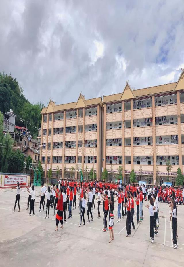 秦皇岛职高都有哪些专业(河北省最好的大专学校)